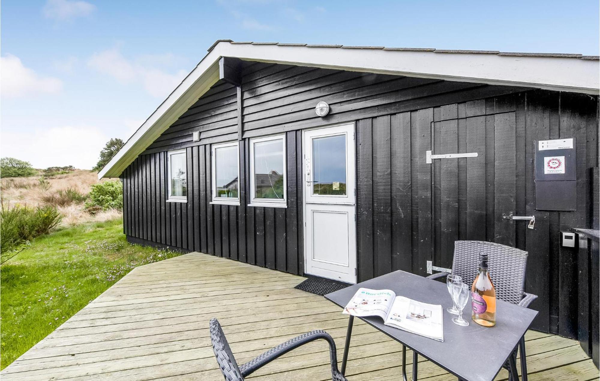 3 Bedroom Awesome Home In Hvide Sande Eksteriør billede