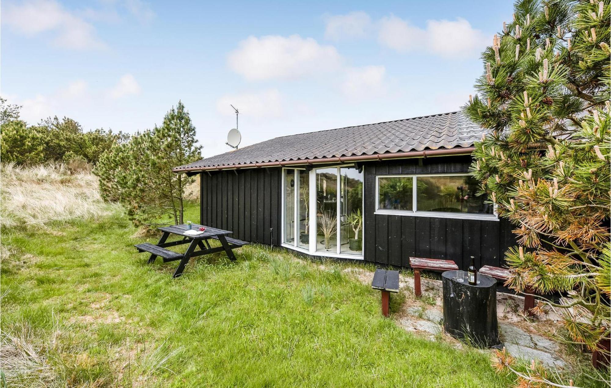 3 Bedroom Awesome Home In Hvide Sande Eksteriør billede