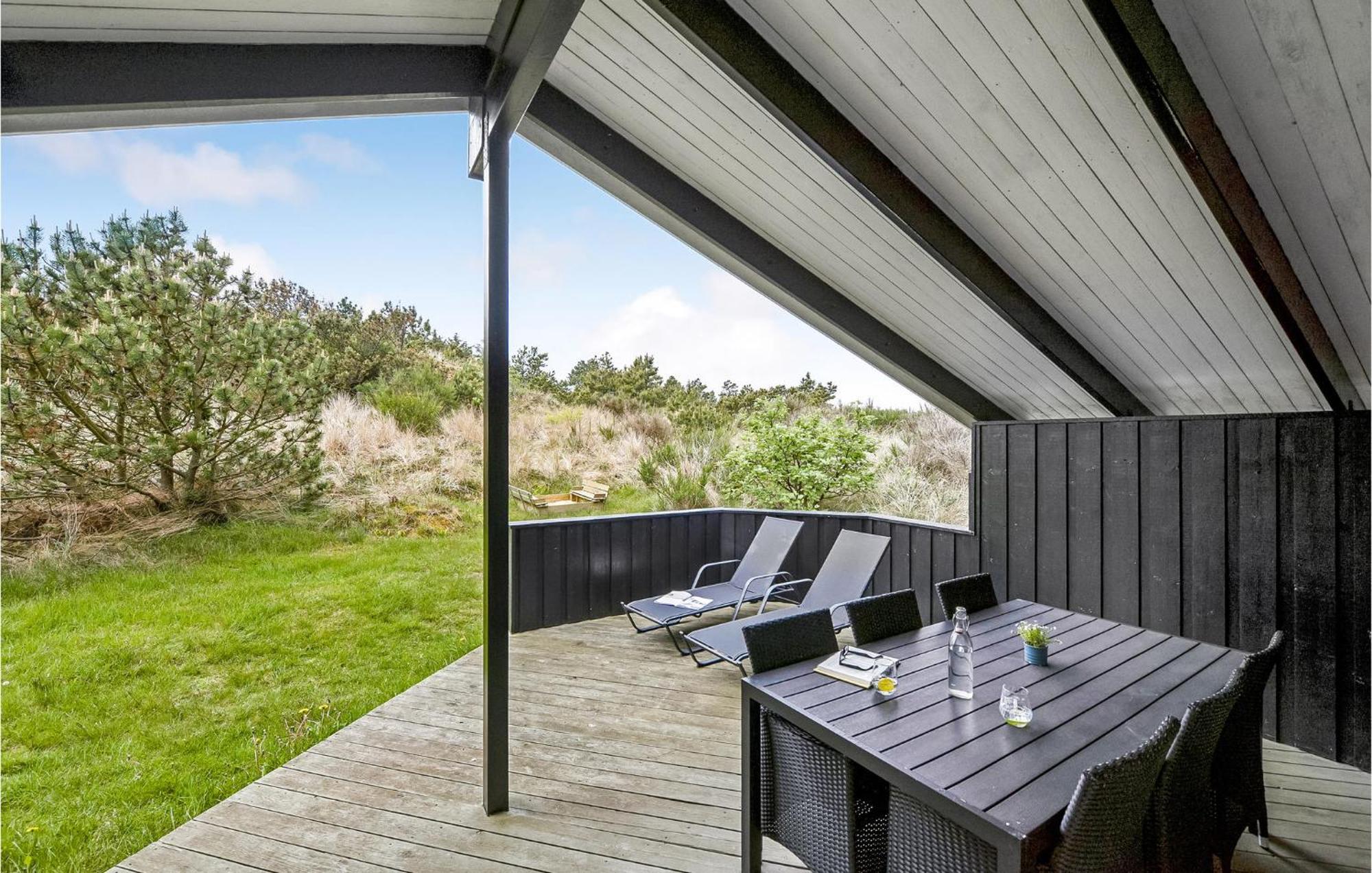 3 Bedroom Awesome Home In Hvide Sande Eksteriør billede